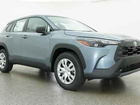 New 2026 Toyota Corolla Cross L image 35