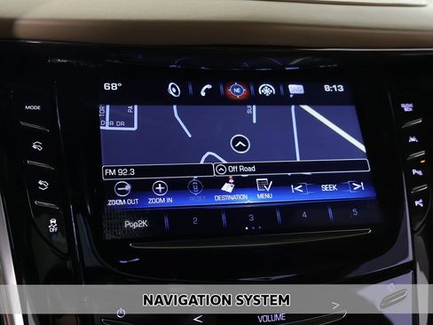 Used 2019 Cadillac Escalade Platinum AWD/4WD image 3
