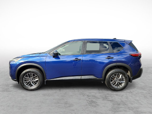 Used 2023 Nissan Rogue S AWD/4WD image 7