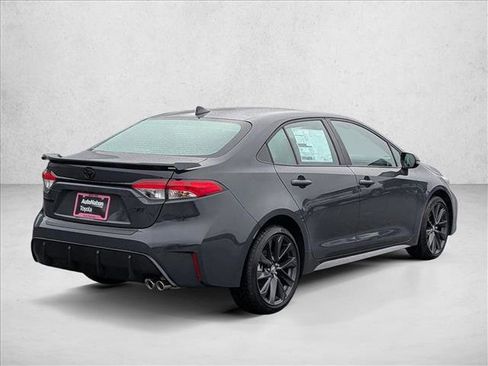 Certified 2025 Toyota Corolla SE image 5