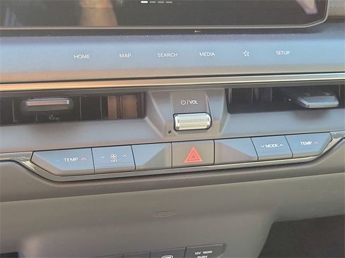 Certified 2026 Kia EV9 Light image 27