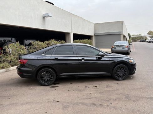 Used 2019 Volkswagen Jetta S FWD image 4