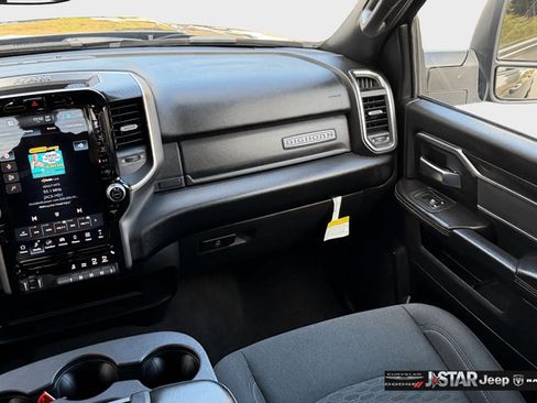 Used 2026 RAM 2500 Big Horn AWD/4WD image 18