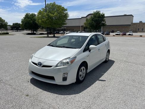 Used 2010 Toyota Prius FWD image 4