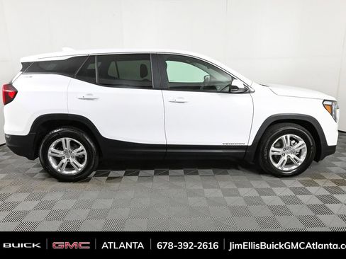 Certified 2024 GMC Terrain SLE image 26