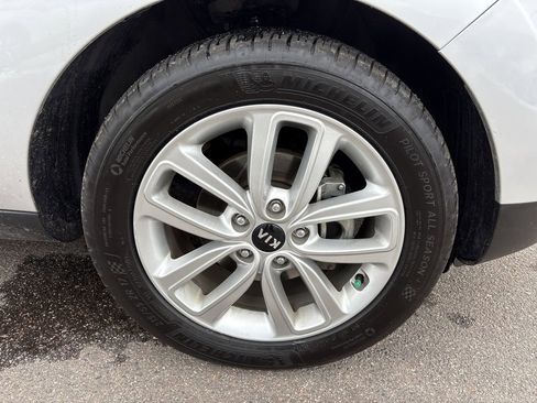 Used 2018 Kia Soul + image 29