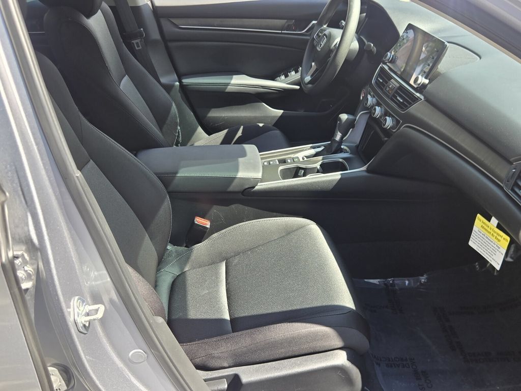 Certified 2022 Honda Accord LX image 17
