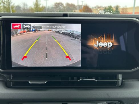 Certified 2024 Jeep Wrangler Sahara w/ Technology Group image 13