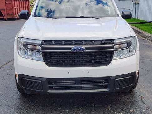 Used 2022 Ford Maverick XLT FWD image 2