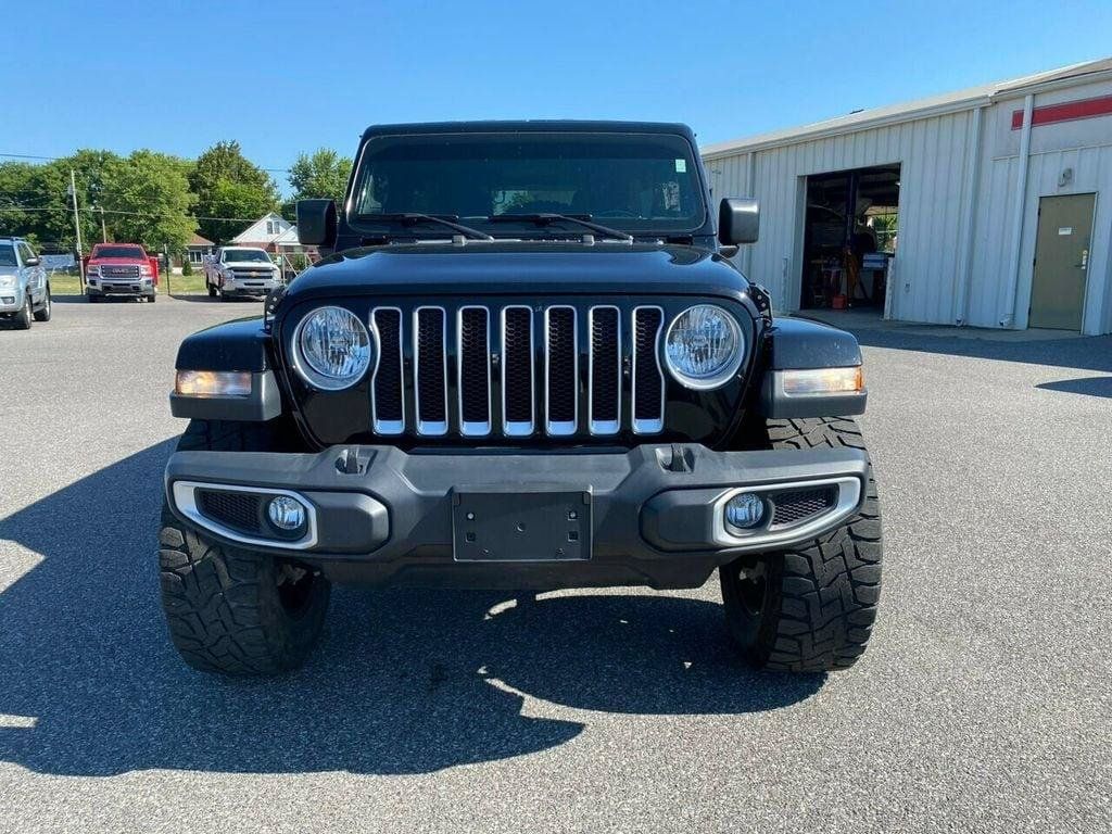Used 2019 Jeep Wrangler Unlimited Sahara AWD/4WD image 7