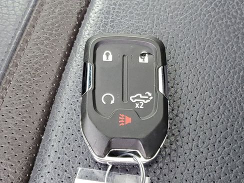 Used 2021 GMC Sierra 2500 Denali w/ Denali Ultimate Package image 40