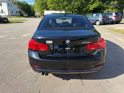 Used 2016 BMW 328i xDrive Sedan AWD/4WD image 7