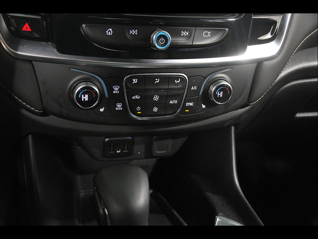 Certified 2023 Chevrolet Traverse LT AWD/4WD image 15