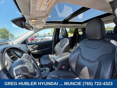 Used 2019 Jeep Cherokee Limited w/ Trailer Tow Group AWD/4WD image 21
