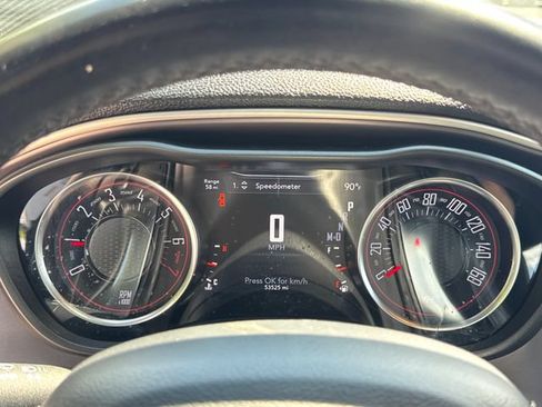 Used 2022 Dodge Challenger GT RWD image 16