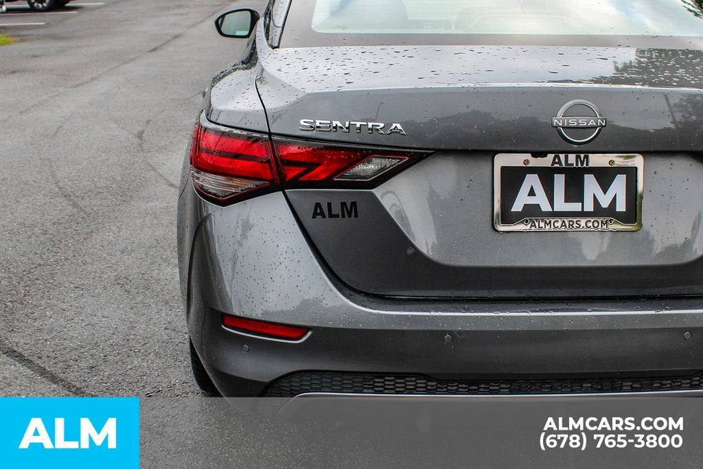 Used 2024 Nissan Sentra SV FWD image 12