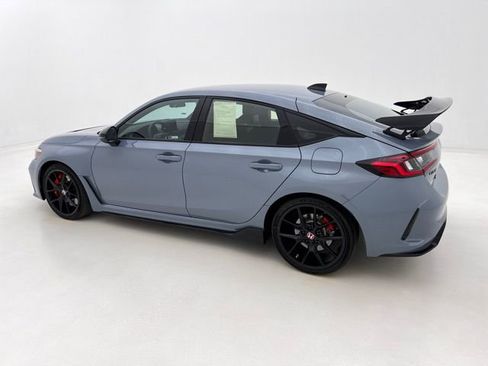 Used 2025 Honda Civic Type R image 10