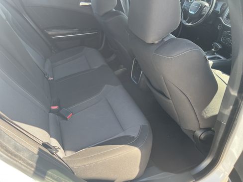 Used 2022 Dodge Charger SXT RWD image 13