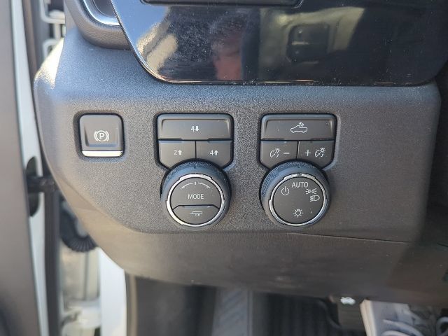 Used 2026 Chevrolet Silverado 2500 LT AWD/4WD image 22