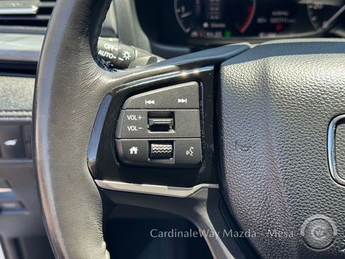 Used 2025 Honda Odyssey Elite image 21