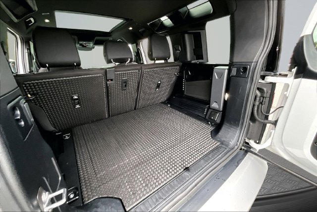 Used 2025 Land Rover Defender 110 S AWD/4WD image 26