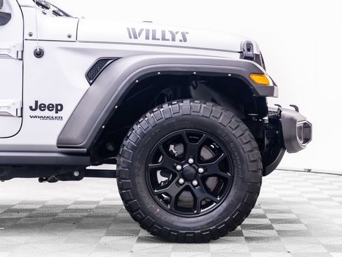 Used 2022 Jeep Wrangler Unlimited Sport AWD/4WD image 31
