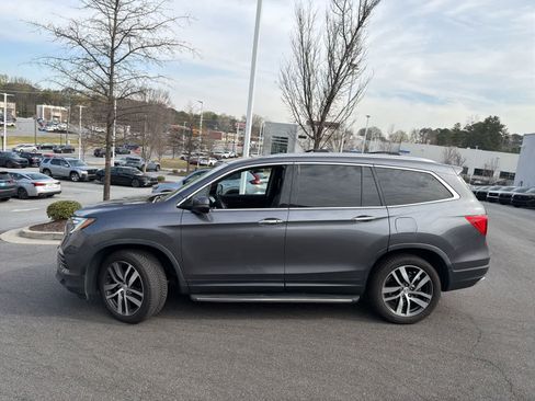 Used 2016 Honda Pilot Touring image 5