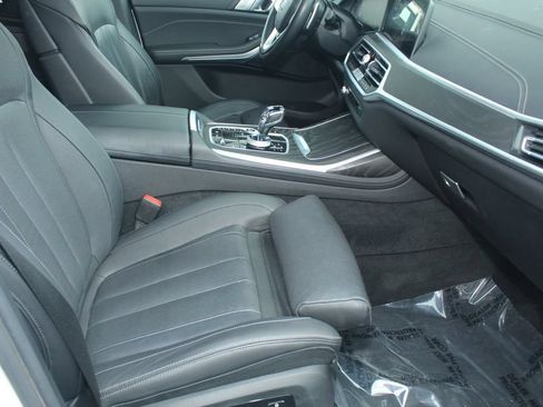 Used 2021 BMW X7 xDrive40i w/ Executive Package 2 AWD/4WD image 28