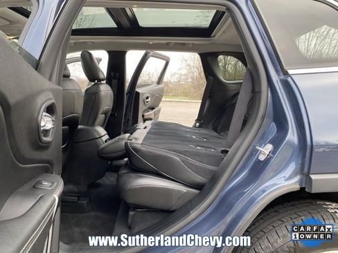 Used 2020 Jeep Cherokee Limited w/ Luxury Group image 39