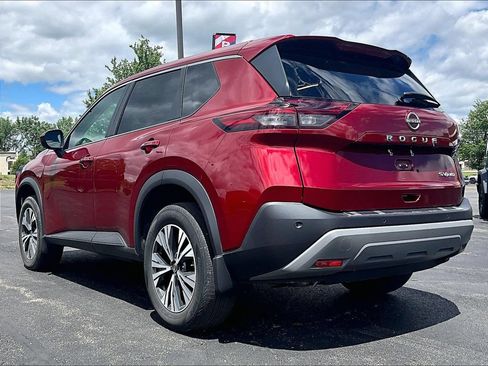 Used 2023 Nissan Rogue SV AWD/4WD image 4