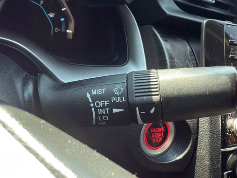 Used 2019 Honda Civic EX-L image 13