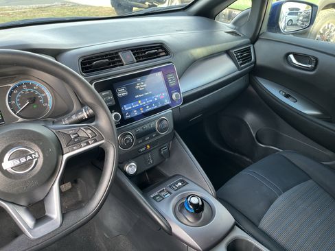 Certified 2023 Nissan Leaf S image 17