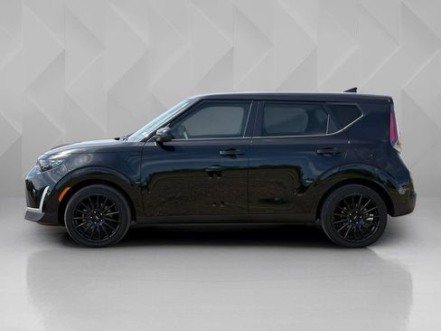 Used 2024 Kia Soul LX w/ Option Group 015 FWD image 8