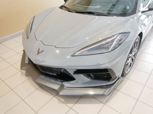 Used 2024 Chevrolet Corvette Stingray Premium Cpe w/ Z51 Performance Package image 2