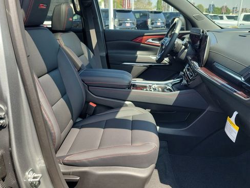 New 2026 Chevrolet Traverse Z71 image 17