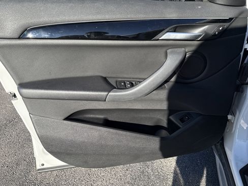 Used 2021 BMW X1 sDrive28i w/ Premium Package image 14