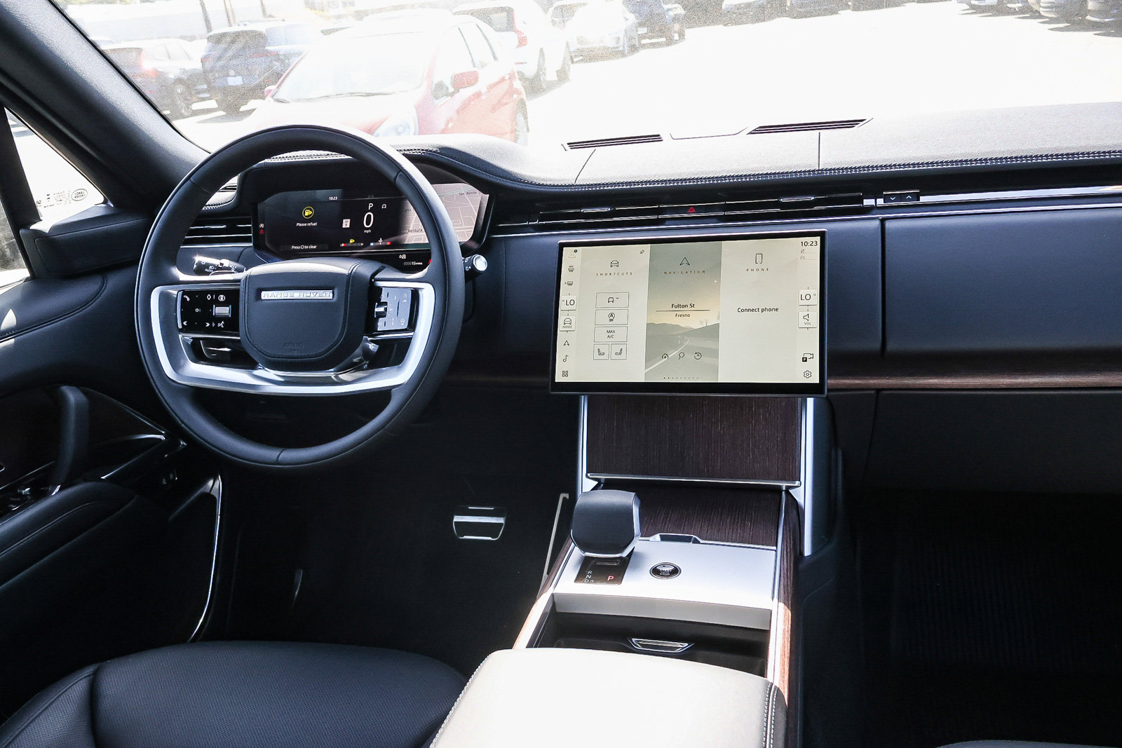New 2026 Land Rover Range Rover Long Wheelbase SE AWD/4WD image 19