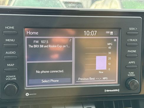 Used 2021 Toyota RAV4 XLE Premium image 18