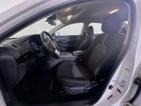 Used 2022 Nissan Sentra SV image 13