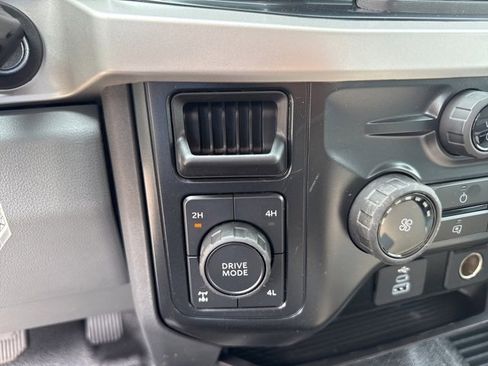 New 2025 Ford F250 XL w/ XL Chrome Package image 36