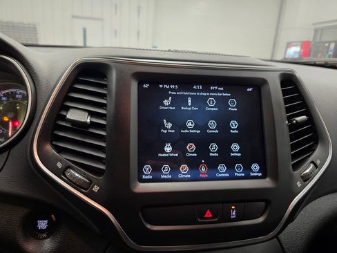 Certified 2022 Jeep Cherokee Latitude Lux FWD image 22