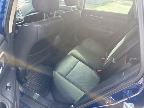 Used 2018 Nissan Altima 2.5 SR FWD image 10