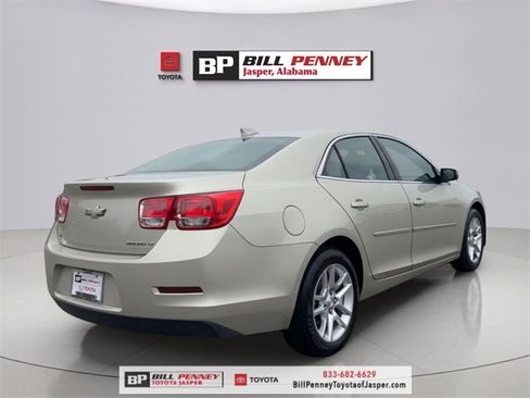 Used 2015 Chevrolet Malibu LT w/ Power Convenience Package image 5