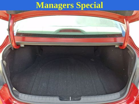 Used 2024 Hyundai Elantra SEL FWD image 29