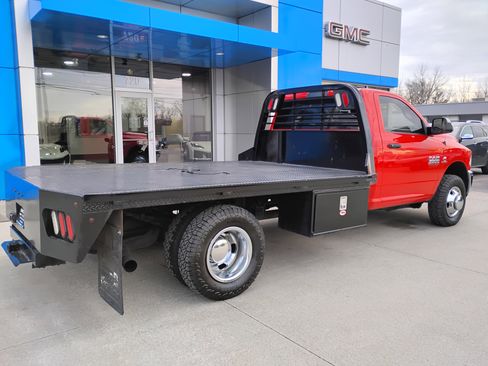Used 2017 RAM 3500 Tradesman w/ Chrome Appearance Group image 28