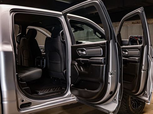Used 2025 RAM 1500 Big Horn image 31