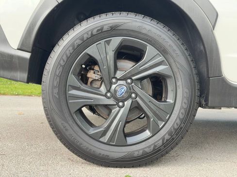 Used 2024 Subaru Crosstrek 2.0i AWD/4WD image 29