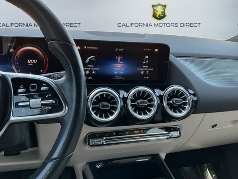 Used 2023 Mercedes-Benz GLA 250 SUV image 13