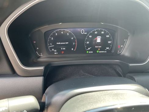 Certified 2025 Honda Pilot Elite image 11