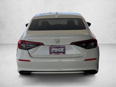 Used 2022 Honda Civic EX image 8